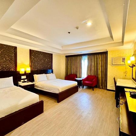 Mo2 Westown Hotel San Juan Bacolod Exterior foto