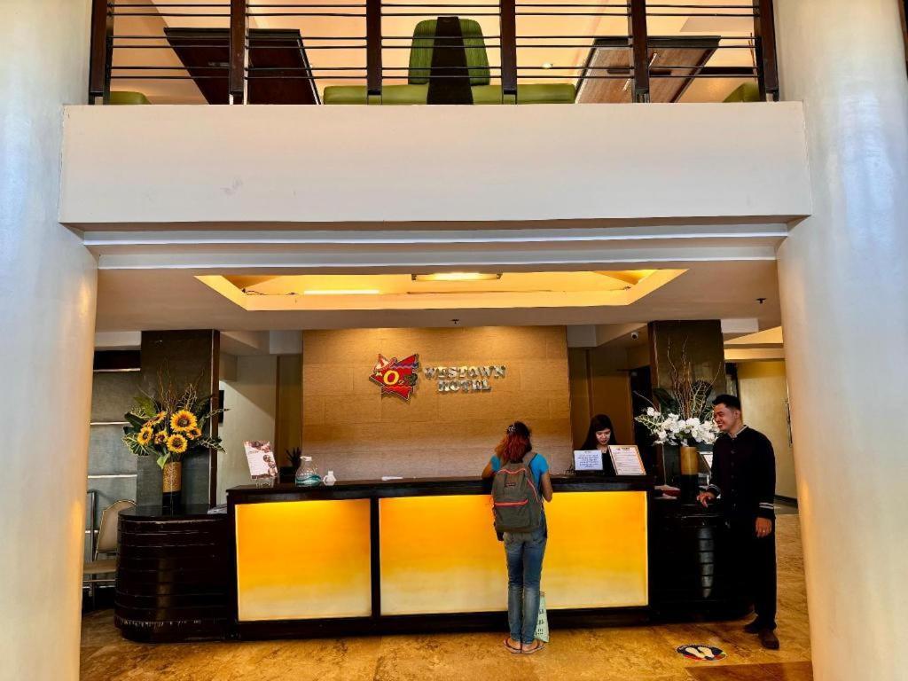 Mo2 Westown Hotel San Juan Bacolod Exterior foto