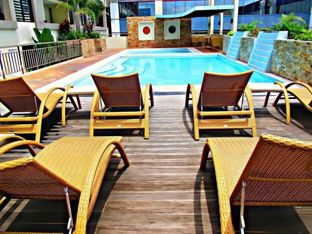 Mo2 Westown Hotel San Juan Bacolod Exterior foto