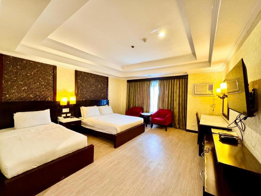 Mo2 Westown Hotel San Juan Bacolod Exterior foto